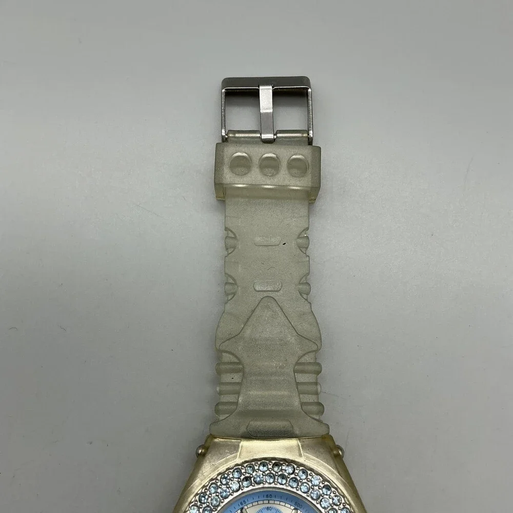 Vintage United Womens Watch 32mm Silver Blue Dial Gem Bezel Clear New Battery